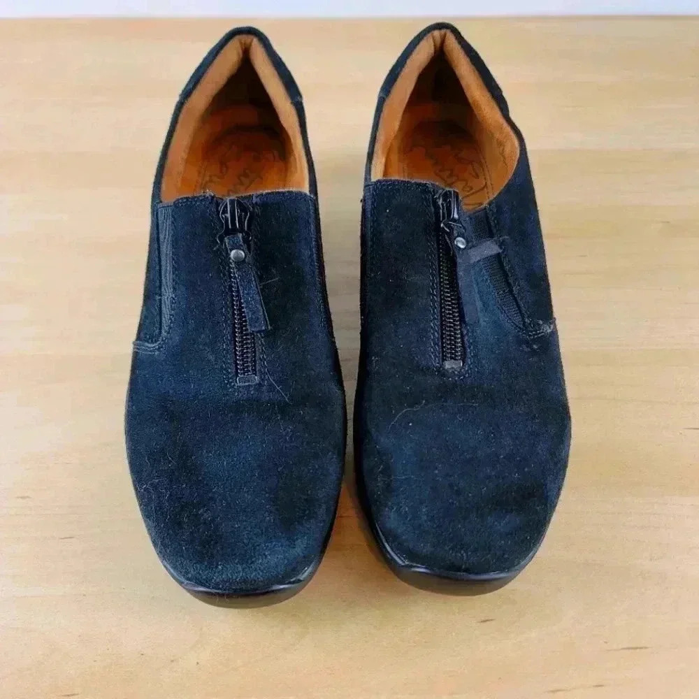 Natural Soul Suede  Flats